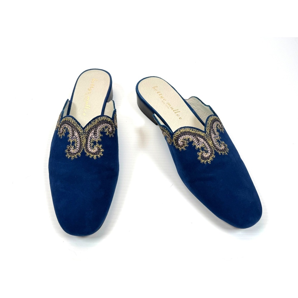 Bettye Muller‎ Fortune Embroidered Suede Mules Women 10M EUC Leather Flats Blue